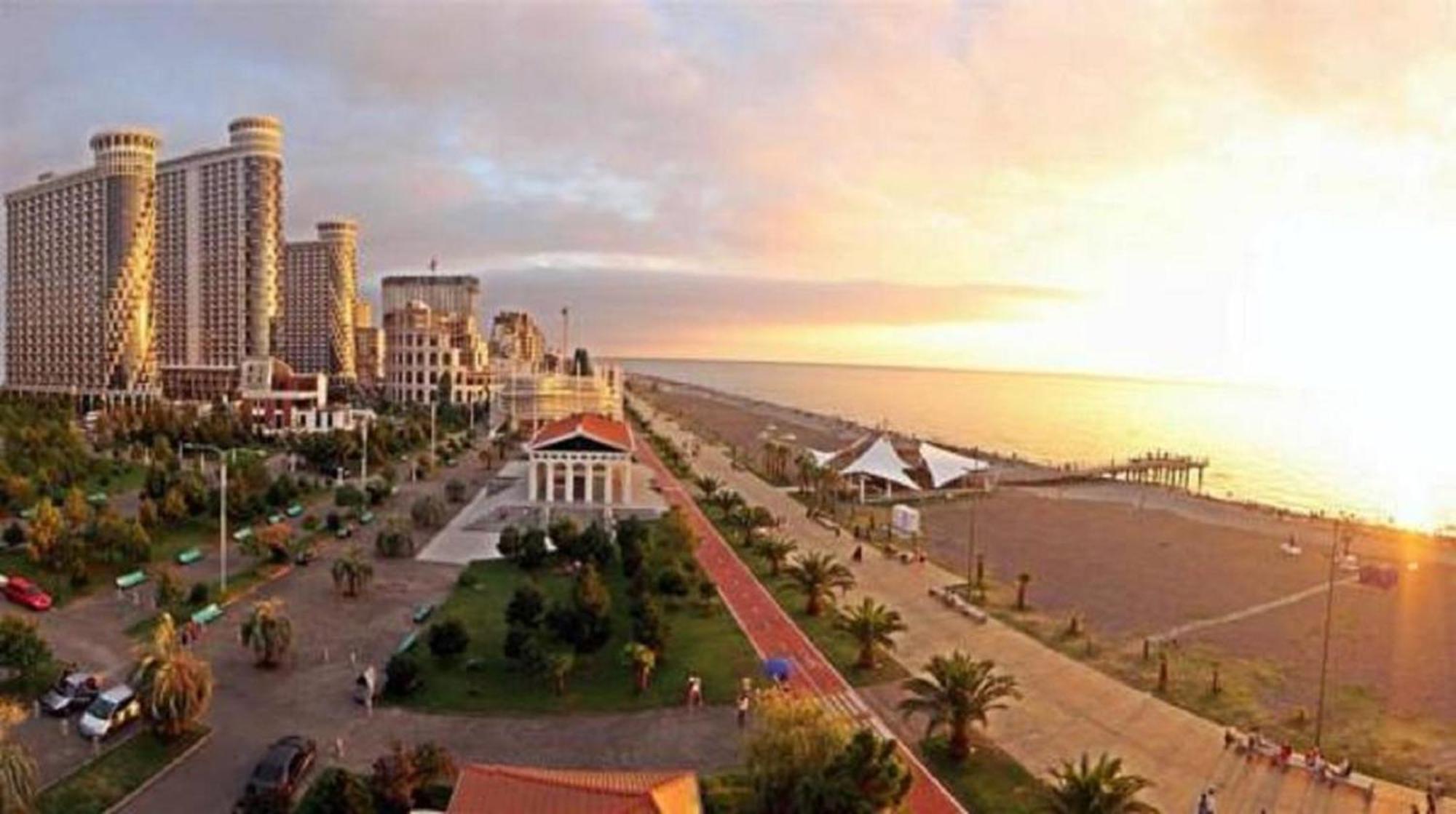 Apart Hotel Black Sea Towers Batumi Eksteriør billede