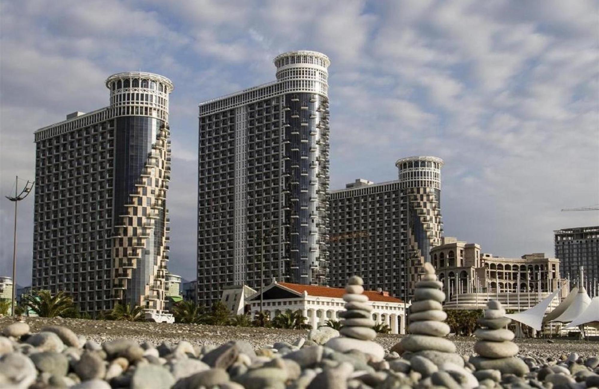 Apart Hotel Black Sea Towers Batumi Eksteriør billede